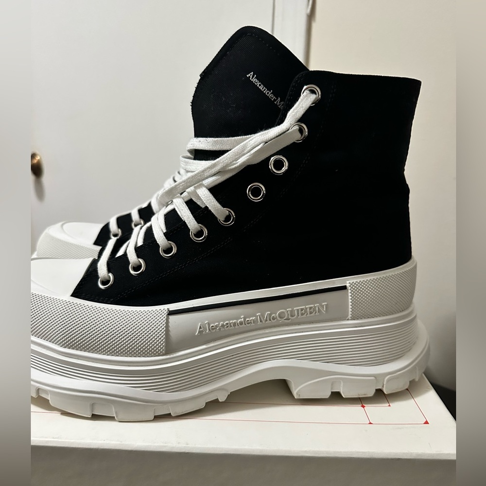 Alexander McQueen Treadslick High-Top Sneakers